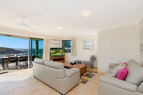 The Cove Yamba - Accommodation Gladstone 11