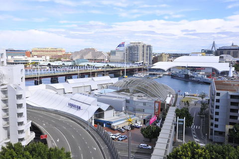 Metro Apartments On Darling Harbour - Accommodation Gladstone 9