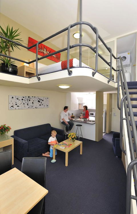 Metro Apartments On Darling Harbour - Accommodation Gladstone 4