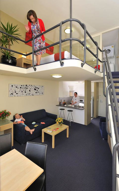 Metro Apartments On Darling Harbour - Accommodation Gladstone 3