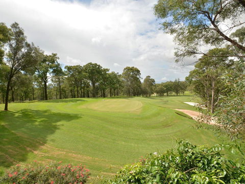 Villa 3br Margarita Villa Located Within Cypress Lakes Resort - Accommodation Gladstone 2