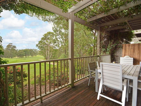 Villa 3br Margarita Villa Located Within Cypress Lakes Resort - Accommodation Gladstone 0