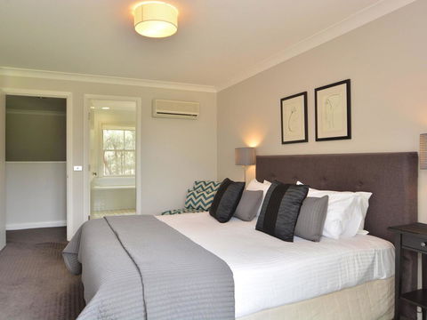 Villa 3br Margarita Villa Located Within Cypress Lakes Resort - Accommodation Gladstone 1