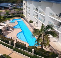 Boathouse Resort Water Front - Accommodation Gladstone