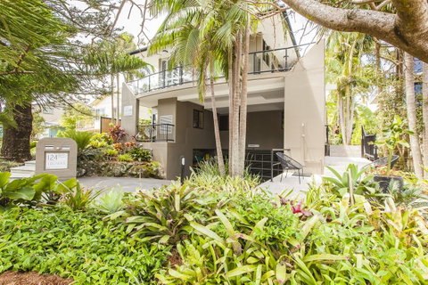 Julians Apartments - Accommodation Gladstone 11