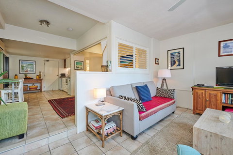 Julians Apartments - Accommodation Gladstone 3