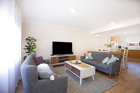 Abode @ Culburra - Pet Friendly - 4 Mins To Beach - Accommodation Gladstone 0