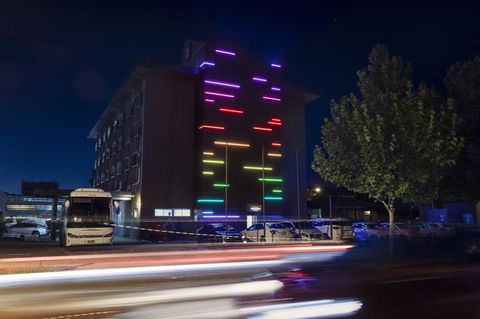 Mercure Albury - Accommodation Gladstone 0