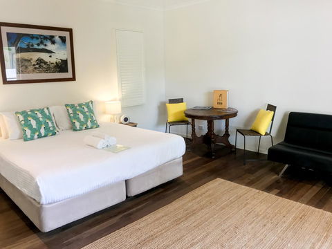 Cove Studios - Accommodation Gladstone 16