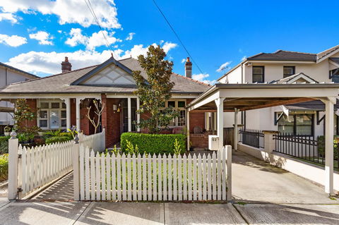 Drummoyne 3 Bedroom Home (62ALE) - Accommodation Gladstone 0