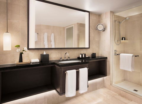 Four Seasons Hotel Sydney - Accommodation Gladstone 17