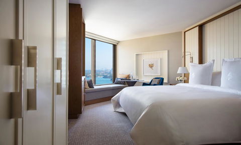 Four Seasons Hotel Sydney - Accommodation Gladstone 4