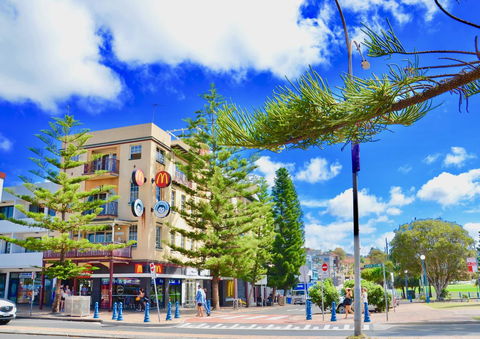 Mad Monkey Hostel Coogee Beach - Accommodation Gladstone 14