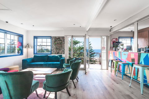 Mad Monkey Hostel Coogee Beach - Accommodation Gladstone 5