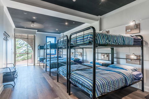 Mad Monkey Hostel Coogee Beach - Accommodation Gladstone 12