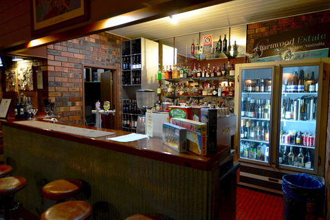 Winning Post Motor Inn - Accommodation Gladstone 18