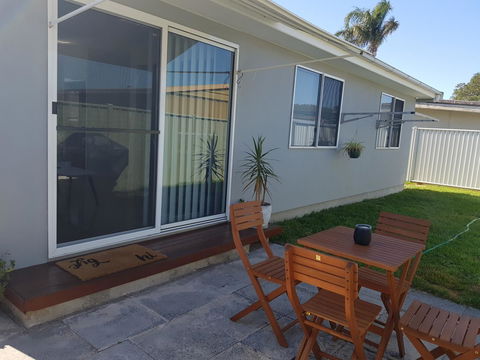 BookerBay Retreat! - Accommodation Gladstone 8