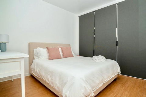Hastings By The Sea - Accommodation Gladstone 16