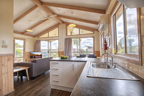 Discovery Parks - Pambula Beach - Accommodation Gladstone 13