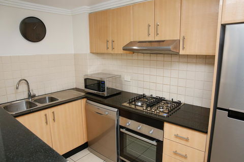 Liv Apartments Haymarket - Accommodation Gladstone 24