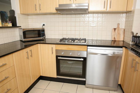 Liv Apartments Haymarket - Accommodation Gladstone 26
