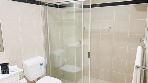 Liv Apartments Haymarket - Accommodation Gladstone 23