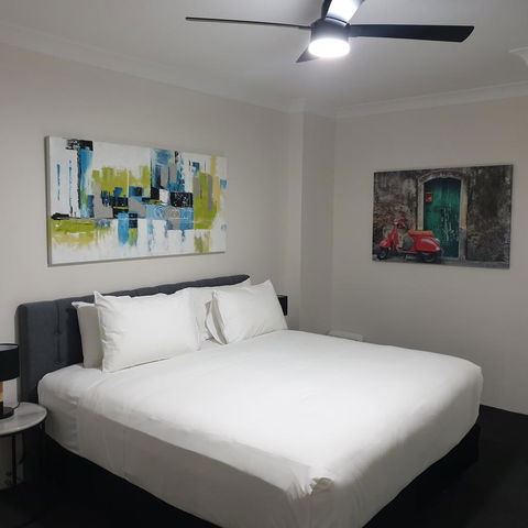 Liv Apartments Haymarket - Accommodation Gladstone 6