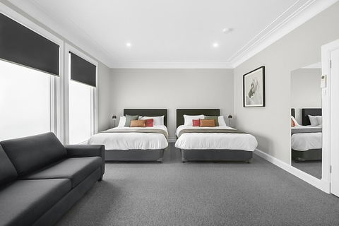 Horse And Jockey Hotel Homebush - Accommodation Gladstone 1