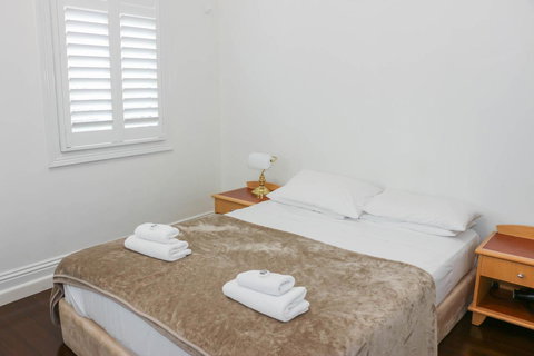 Glasgow Arms Hotel Ultimo - Accommodation Gladstone 11