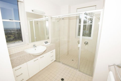 Grandview Apartments - Accommodation Gladstone 38
