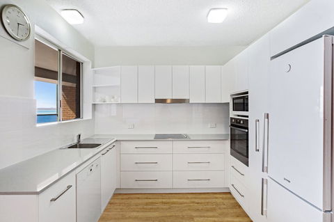 Victoria Parade, Kiah, Unit 10, 53 - Accommodation Gladstone 5