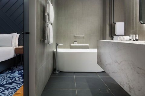 West Hotel Sydney, Curio Collection By Hilton - Accommodation Gladstone 38