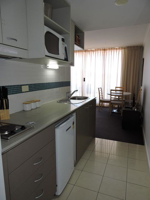 BASE Holidays - Ettalong Beach Premium Apartments - Accommodation Gladstone 10