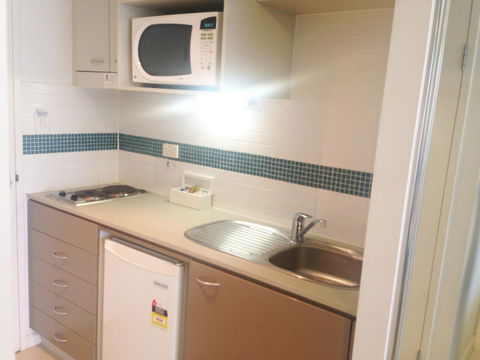 BASE Holidays - Ettalong Beach Premium Apartments - Accommodation Gladstone 23