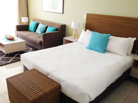 BASE Holidays - Ettalong Beach Premium Apartments - Accommodation Gladstone 38