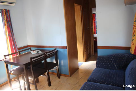 Lani\'s Holiday Island - Accommodation Gladstone 24