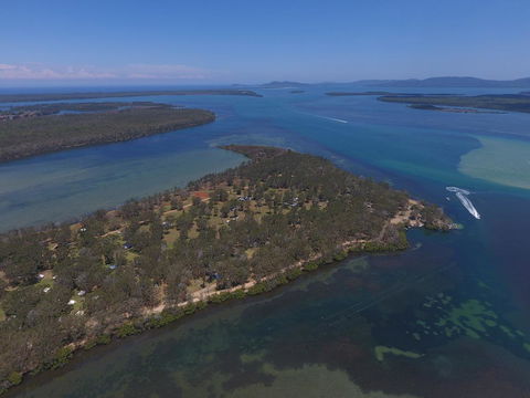 Lani\'s Holiday Island - Accommodation Gladstone 0