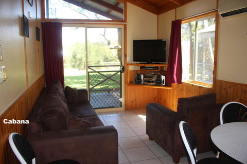 Lani\'s Holiday Island - Accommodation Gladstone 33