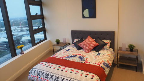 SkyGarden Sydney Olympic Park 3 & 4 Bedroom City View - Accommodation Gladstone 8