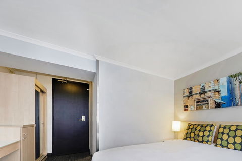 Novotel Sydney City Centre - Accommodation Gladstone 10