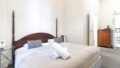 Woolbrokers Hotel - Accommodation Gladstone 5