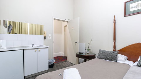 Woolbrokers Hotel - Accommodation Gladstone 44