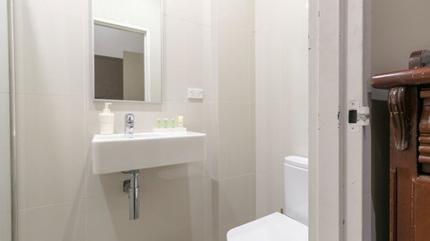 Woolbrokers Hotel - Accommodation Gladstone 6