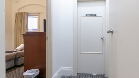 Woolbrokers Hotel - Accommodation Gladstone 29