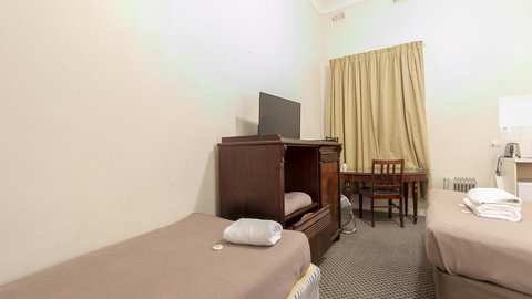 Woolbrokers Hotel - Accommodation Gladstone 23