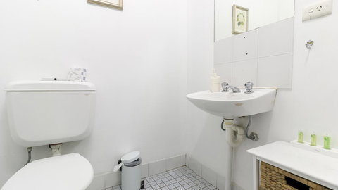 Woolbrokers Hotel - Accommodation Gladstone 30