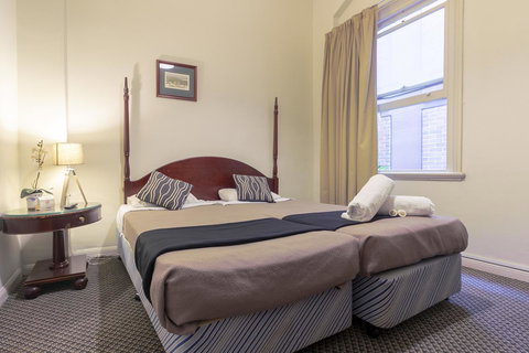 Woolbrokers Hotel - Accommodation Gladstone 33