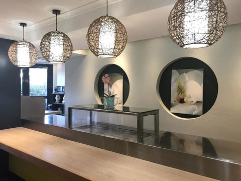 Hotel Hacienda - Accommodation Gladstone 12