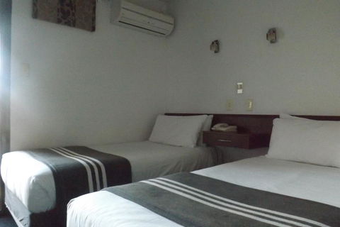 Hotel Hacienda - Accommodation Gladstone 25