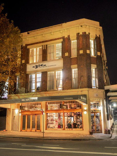 Big Backpackers Hostel - Accommodation Gladstone 0